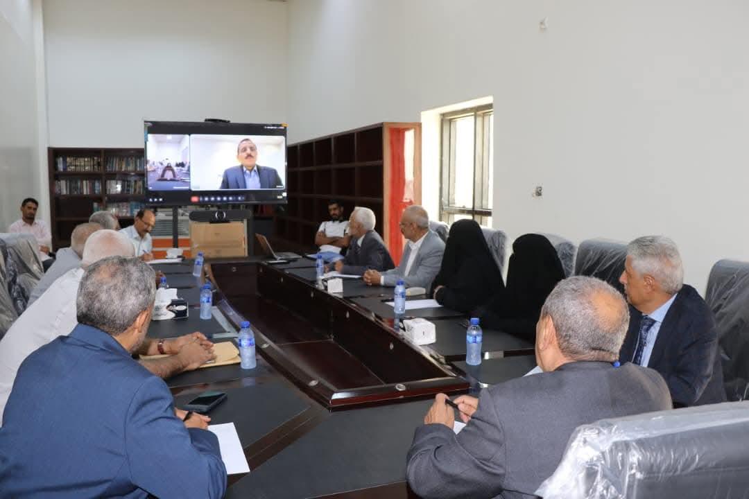 رئيس مجلس القضاء الأعلى يؤكد ضرورة إنجاز القضايا المنظورة أمام المحكمة العليا.
